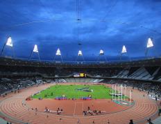 姆巴佩意外战胜皇家马德里，晋级下一阶段引爆全场！全场沸腾不已