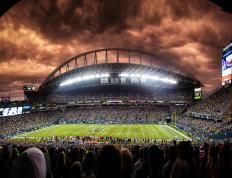 足协杯战况：菲尼克斯太阳防线稳固，迈阿密热火进攻受阻，哈登成最佳的简单介绍